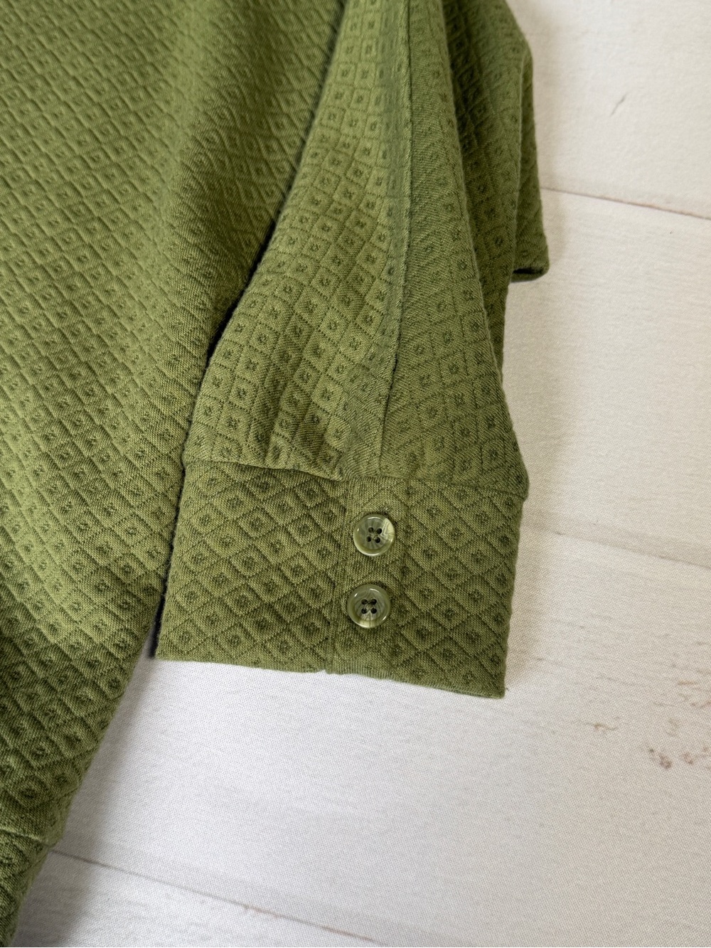 3RD + MALT Olive Green Textured Dolman Sleeve Top Small S Boxy Knit Blouse - Picture 8 of 8